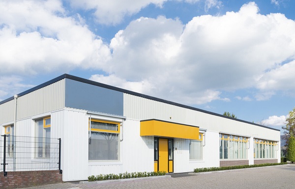 工業廠房為什么都選用鋼結構彩鋼板廠房?  工業廠房為什么都選用鋼結構彩鋼板廠房?